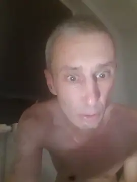 MaikBuoy online show from December 17, 2025, 1:55 am