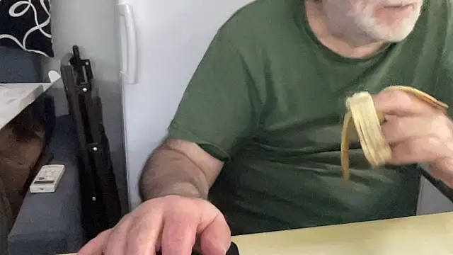 coach-karl online show from November 14, 2025, 10:36 am