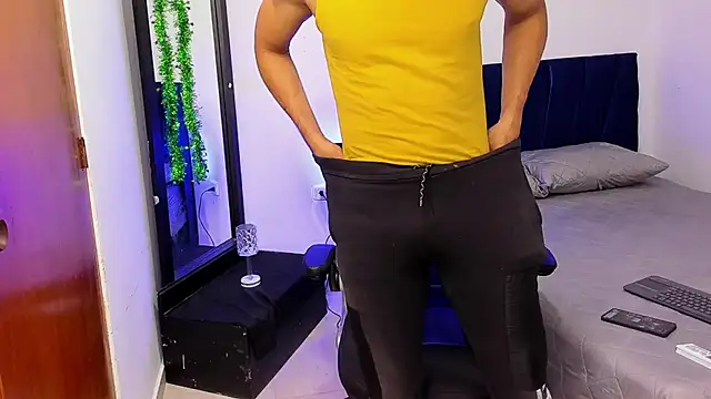 Nolan joness online show from November 22, 2025, 2:05 pm