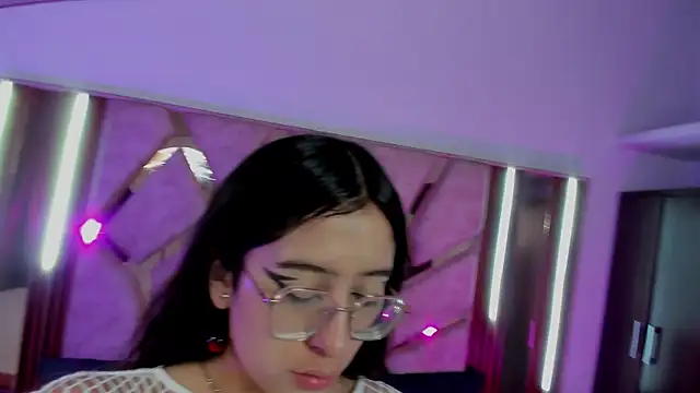  paula 69 online show from December 14, 2025, 12:43 pm