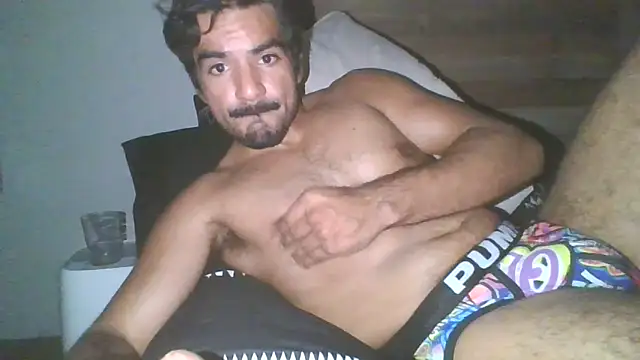 piggylatino online show from November 20, 2025, 10:04 am