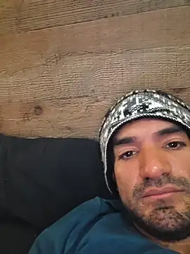 piggylatino online show from February 18, 2026, 11:44 pm