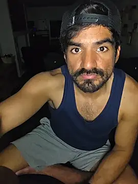 piggylatino online show from March 23, 2026, 10:14 pm