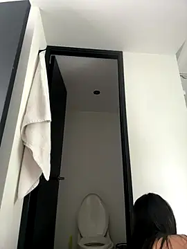 Snapshot of Hannaah_wood chatting on December 20, 2025, 7:54 pm Hannaah wood online show from December 20, 2025, 7:54 pm