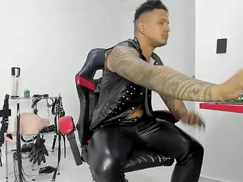 master leather online show from June 6, 2026, 5:39 pm