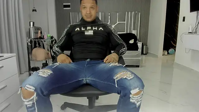 master leather online show from June 30, 2026, 1:39 am