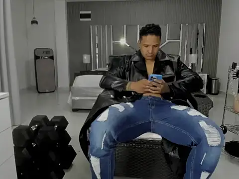 master leather online show from July 18, 2026, 6:34 pm