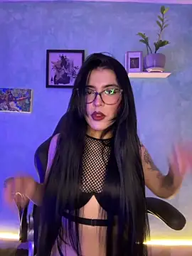 Cristal Cerati  online show from December 19, 2025, 7:21 pm