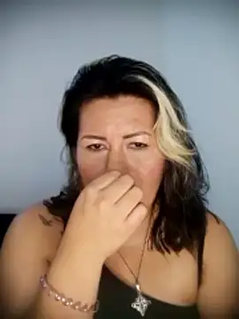 Snapshot of angi_daw chatting on February 13, 2026, 1:45 am angi daw online show from February 13, 2026, 1:45 am