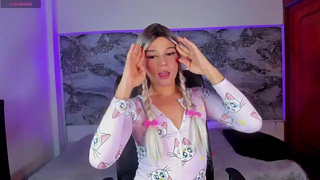 MISS SAMMYROSE online show from July 25, 2026, 3:37 am