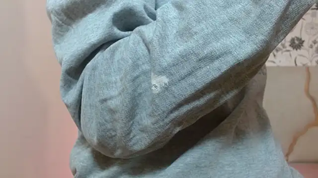 Joselyn tay online show from December 15, 2025, 11:58 am