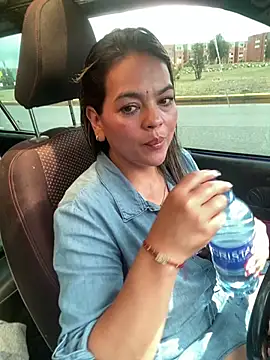 Snapshot of tasha_velvet chatting on March 31, 2026, 6:52 pm tasha velvet online show from March 31, 2026, 6:52 pm