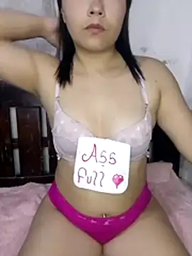 Snapshot of Girl_Nasty_Dirty chatting on April 16, 2026, 2:34 am Girl Nasty Dirty online show from April 16, 2026, 2:34 am