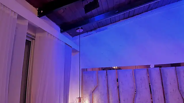 Caroline palmerr online show from February 2, 2026, 3:16 am