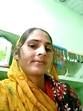 Snapshot of Nelug chatting on November 15, 2025, 4:43 am Nelug online show from November 15, 2025, 4:43 am