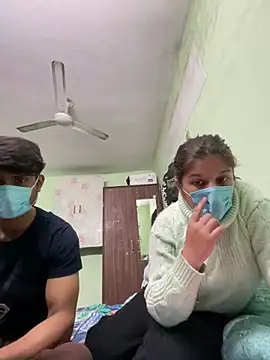 Snapshot of Cute_hotzara chatting on December 17, 2025, 4:51 am Cute hotzara online show from December 17, 2025, 4:51 am