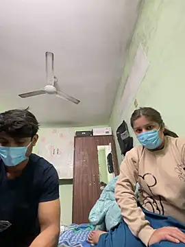 Snapshot of Cute_hotzara chatting on December 20, 2025, 4:41 am Cute hotzara online show from December 20, 2025, 4:41 am