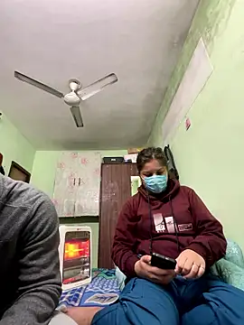 Snapshot of Cute_hotzara chatting on January 10, 2026, 4:47 am Cute hotzara online show from January 10, 2026, 4:47 am