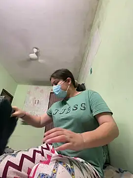 Snapshot of Cute_hotzara chatting on March 23, 2026, 5:55 am Cute hotzara online show from March 23, 2026, 5:55 am