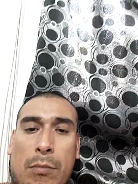 Snapshot of Solo_privado chatting on March 26, 2026, 9:42 pm Solo privado online show from March 26, 2026, 9:42 pm