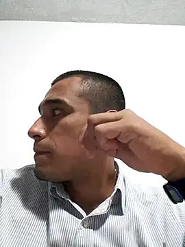 Snapshot of Solo_privado chatting on April 7, 2026, 10:31 pm Solo privado online show from April 7, 2026, 10:31 pm