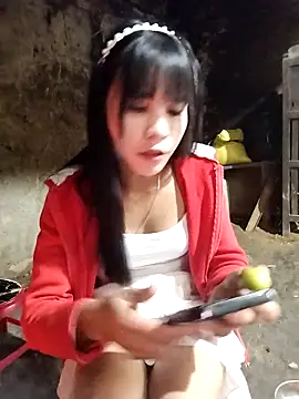 gugu0022 online show from December 20, 2025, 1:23 am