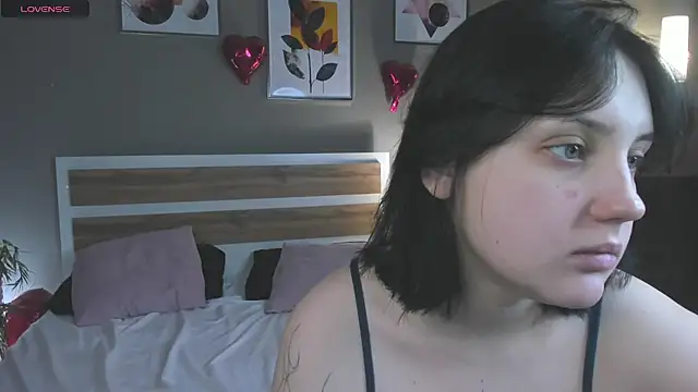 Snapshot of hey_tessa chatting on February 16, 2026, 8:16 pm hey tessa online show from February 16, 2026, 8:16 pm