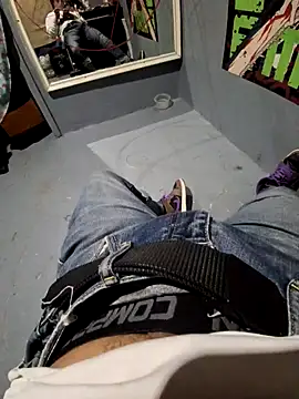 Quieroanode online show from November 14, 2025, 7:29 am