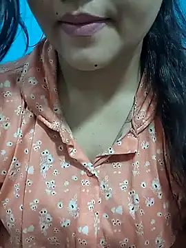 Cute Ayushii online show from July 3, 2026, 5:03 am