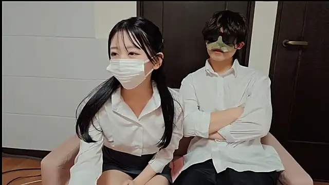 ikura chan online show from January 19, 2026, 1:26 pm