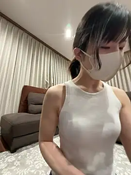 mayumichan13 online show from May 4, 2026, 8:38 pm
