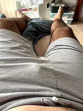 Yannick04 online show from November 20, 2025, 1:33 pm