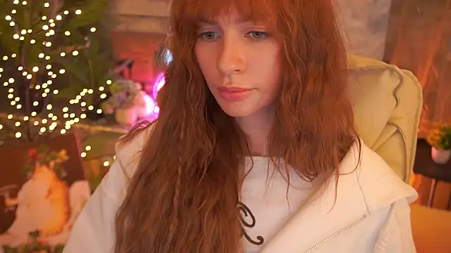 Nicol Moonn online show from March 12, 2026, 1:28 pm