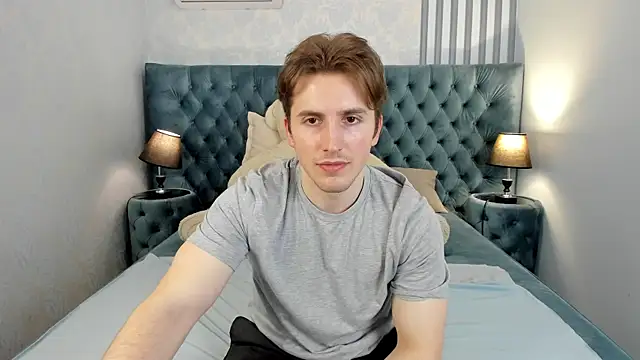 Snapshot of MarkYeti chatting on March 13, 2026, 7:31 pm MarkYeti online show from March 13, 2026, 7:31 pm