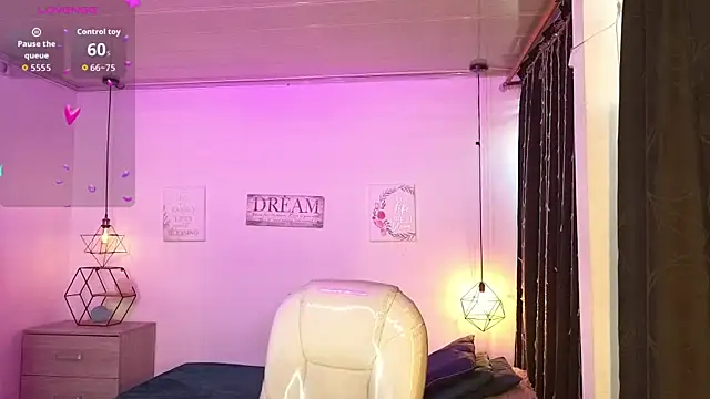 NinaSakura Eup online show from February 26, 2026, 12:04 pm