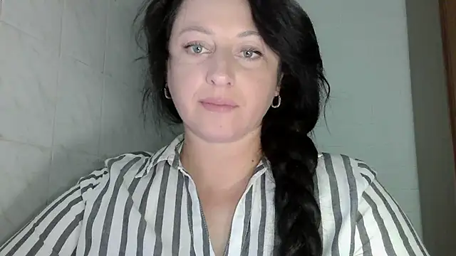 MelinaAx online show from June 11, 2026, 7:17 am