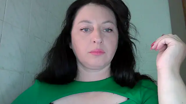 MelinaAx online show from June 17, 2026, 7:33 am