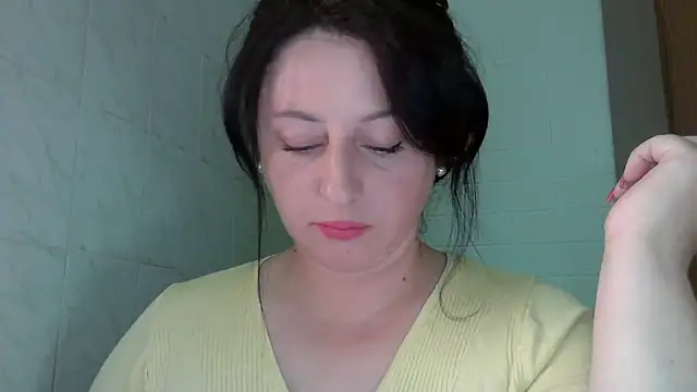 MelinaAx online show from June 18, 2026, 10:09 am