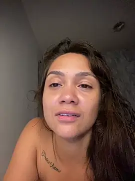 carolsapequinha online show from May 26, 2026, 10:44 am