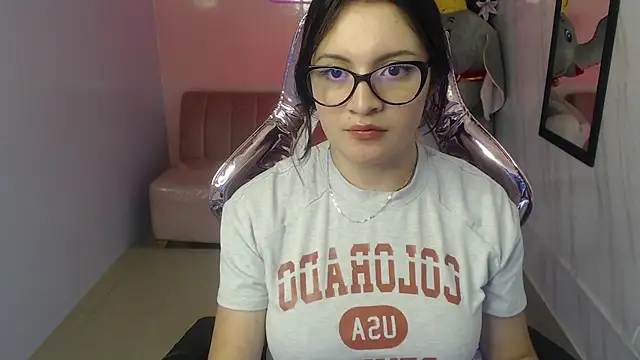 Snapshot of jennifer_ch chatting on November 15, 2025, 5:09 pm jennifer ch online show from November 15, 2025, 5:09 pm