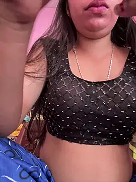 isha sharma2002 online show from May 5, 2026, 5:48 am