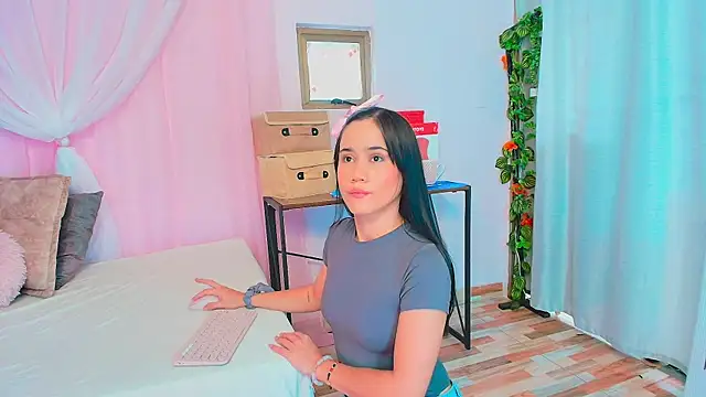 lizzy kane online show from March 1, 2026, 8:22 pm