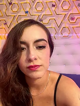 MelanyyJhonson15 online show from January 12, 2026, 1:33 am