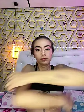 MelanyyJhonson15 online show from April 30, 2026, 3:13 am