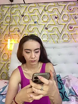MelanyyJhonson15 online show from May 28, 2026, 8:17 pm