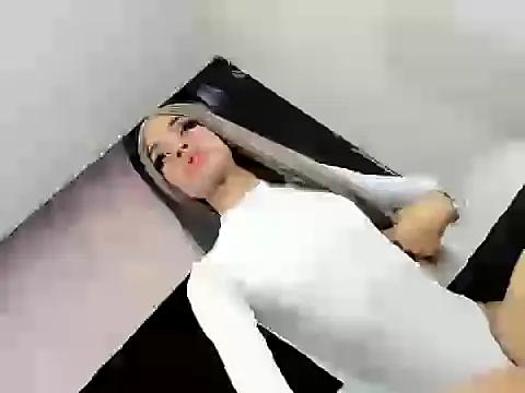 TAYLOR S7 online show from November 29, 2025, 1:25 pm