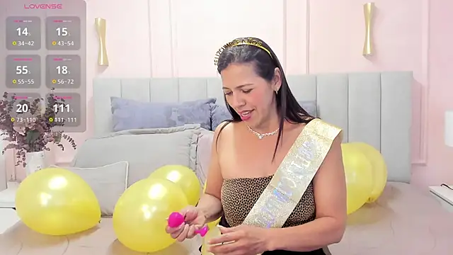 Dulce emi online show from June 25, 2026, 2:54 pm