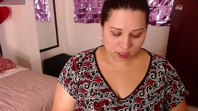 Catalinajane1 online show from May 8, 2026, 7:41 pm