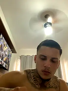 Ryanzl017 online show from November 27, 2025, 9:17 pm