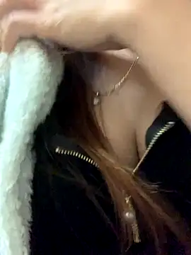 Diana-sexyy online show from November 30, 2025, 6:01 pm